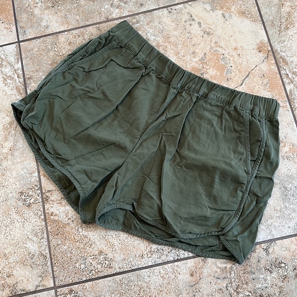 FINAL PRICE Madewell Pull On Shorts Desert Olive Womenโs S Small Summer - Picture 6 of 8
